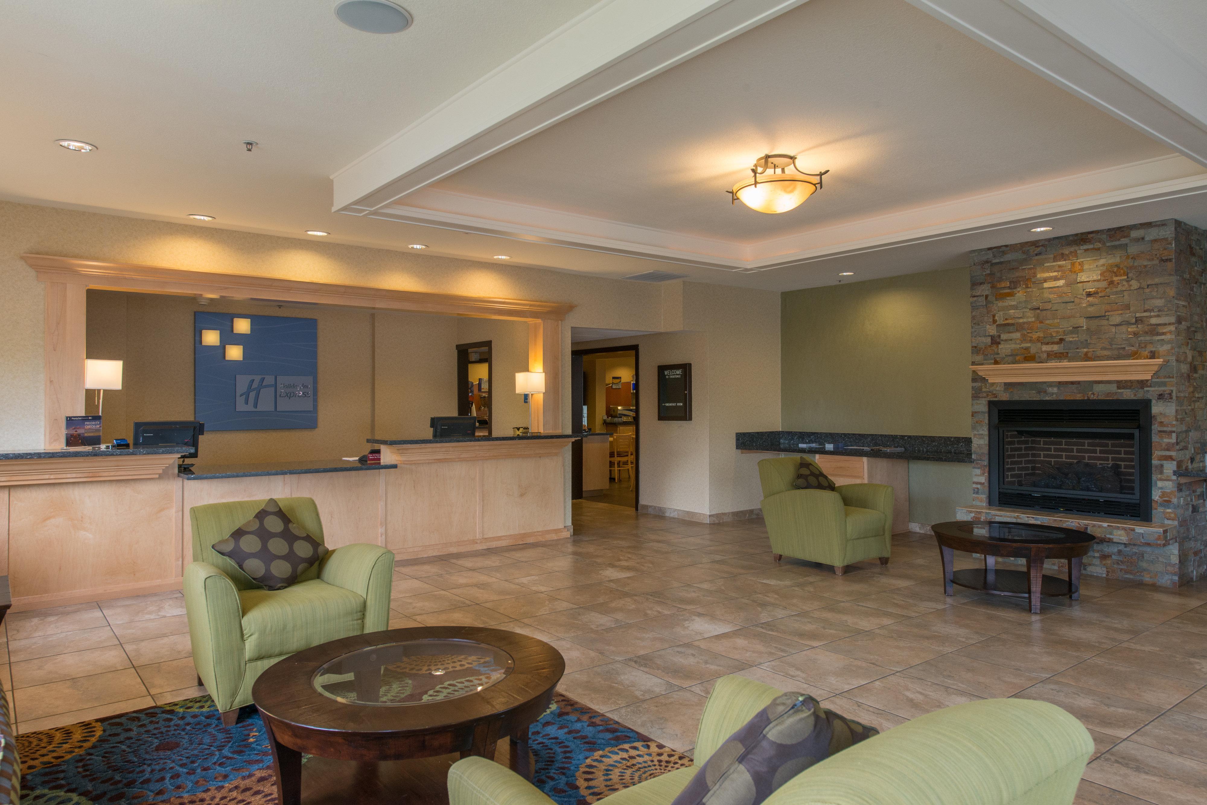 Holiday Inn Express Portland East - Columbia Gorge, An Ihg Hotel Troutdale Buitenkant foto