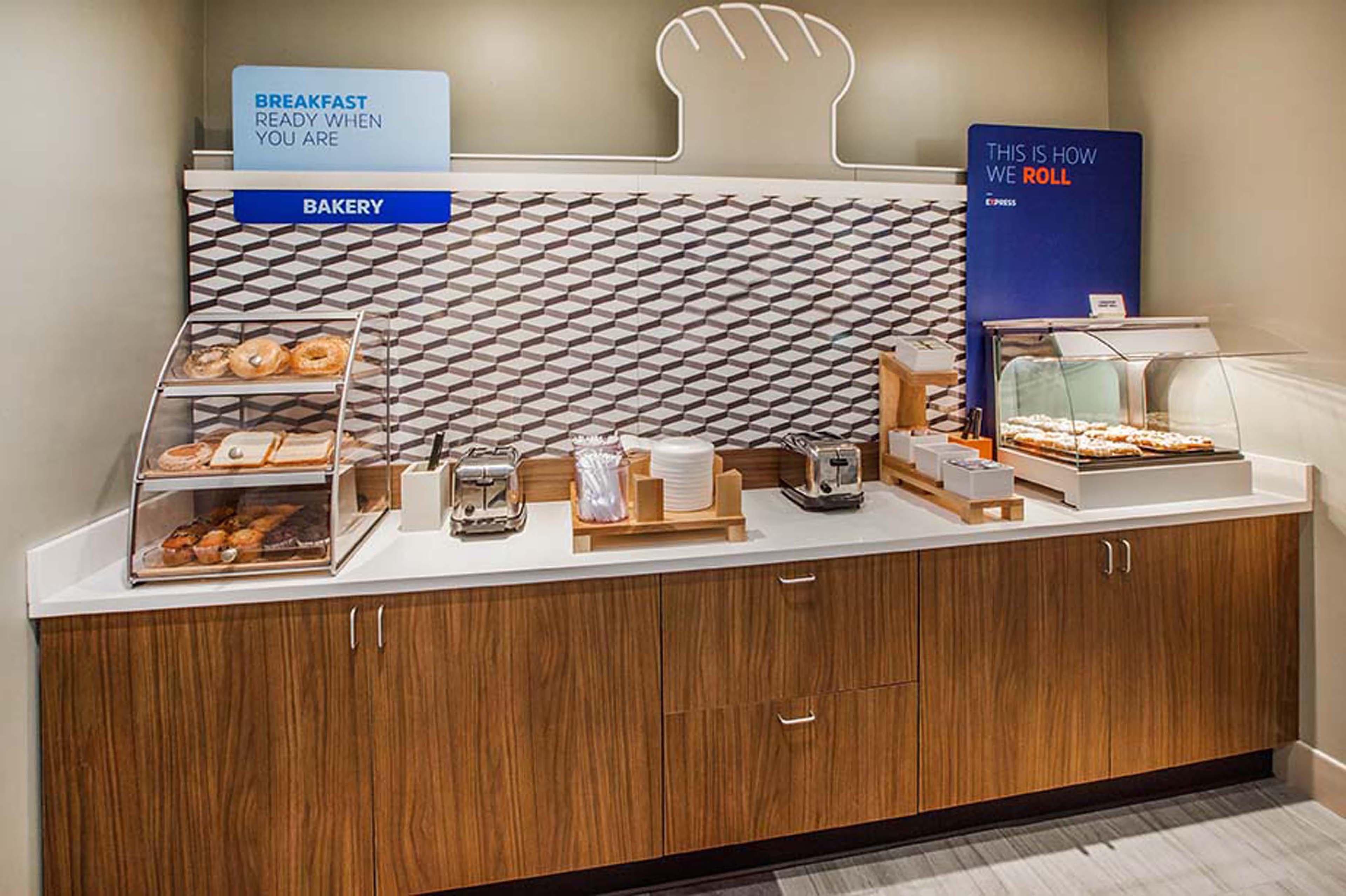 Holiday Inn Express Portland East - Columbia Gorge By Ihg Troutdale Buitenkant foto